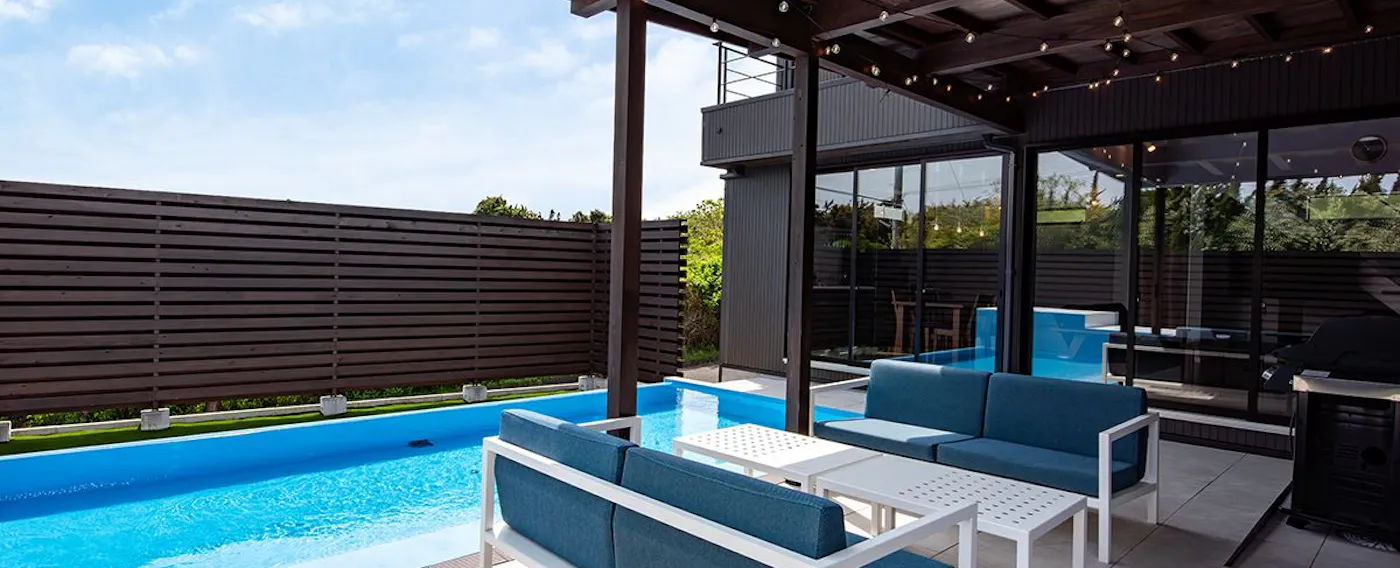 สระว่ายน้ำ