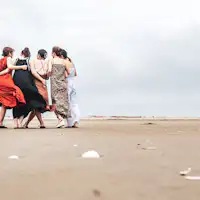 大洗サンビーチへは車で約5分。