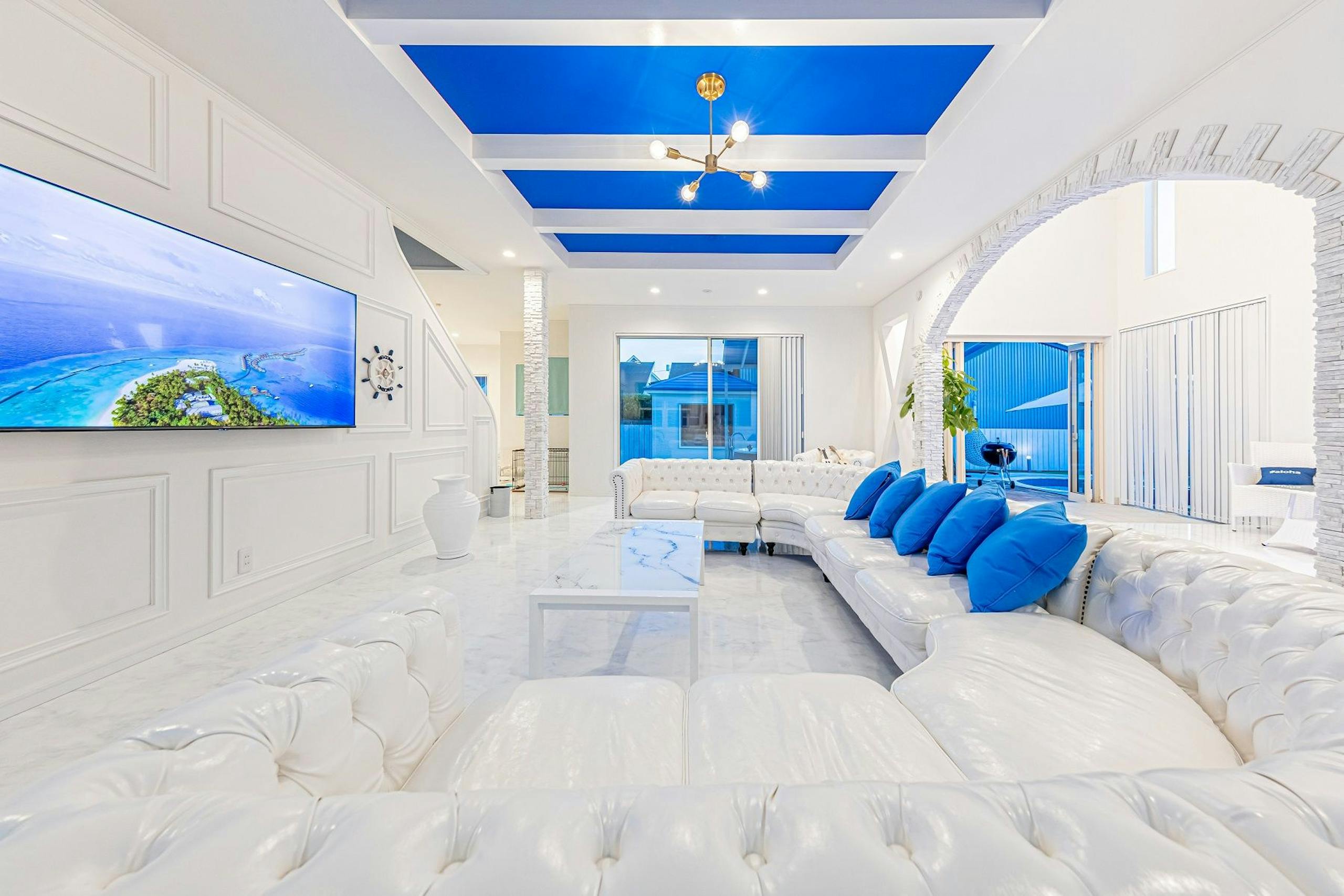 THE BLUE POINT SEASIDE VILLA