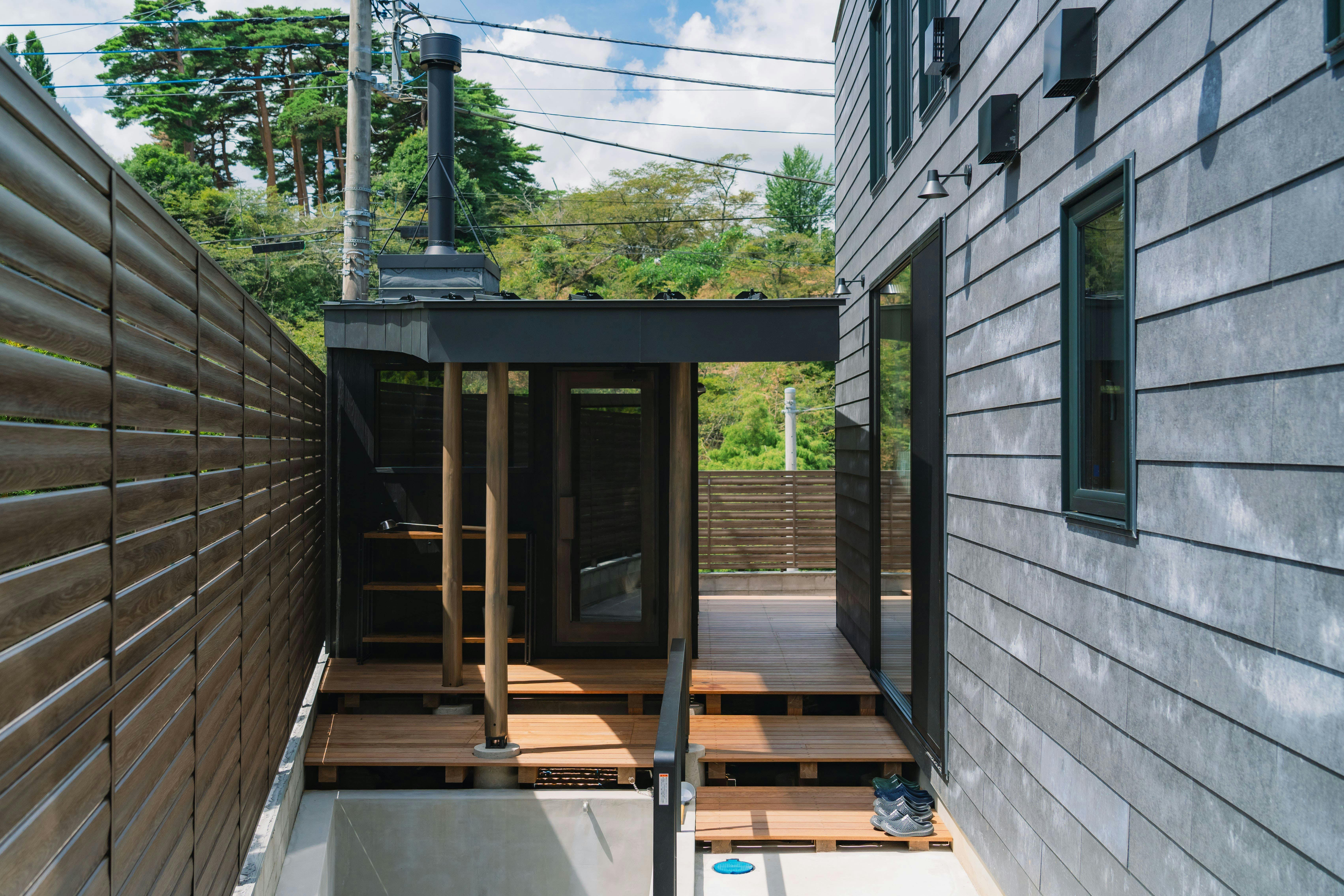 サウナ（外観・昼間）