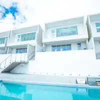 สระว่ายน้ำ