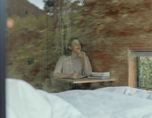 ひとり静かに創造的な時間を過ごす