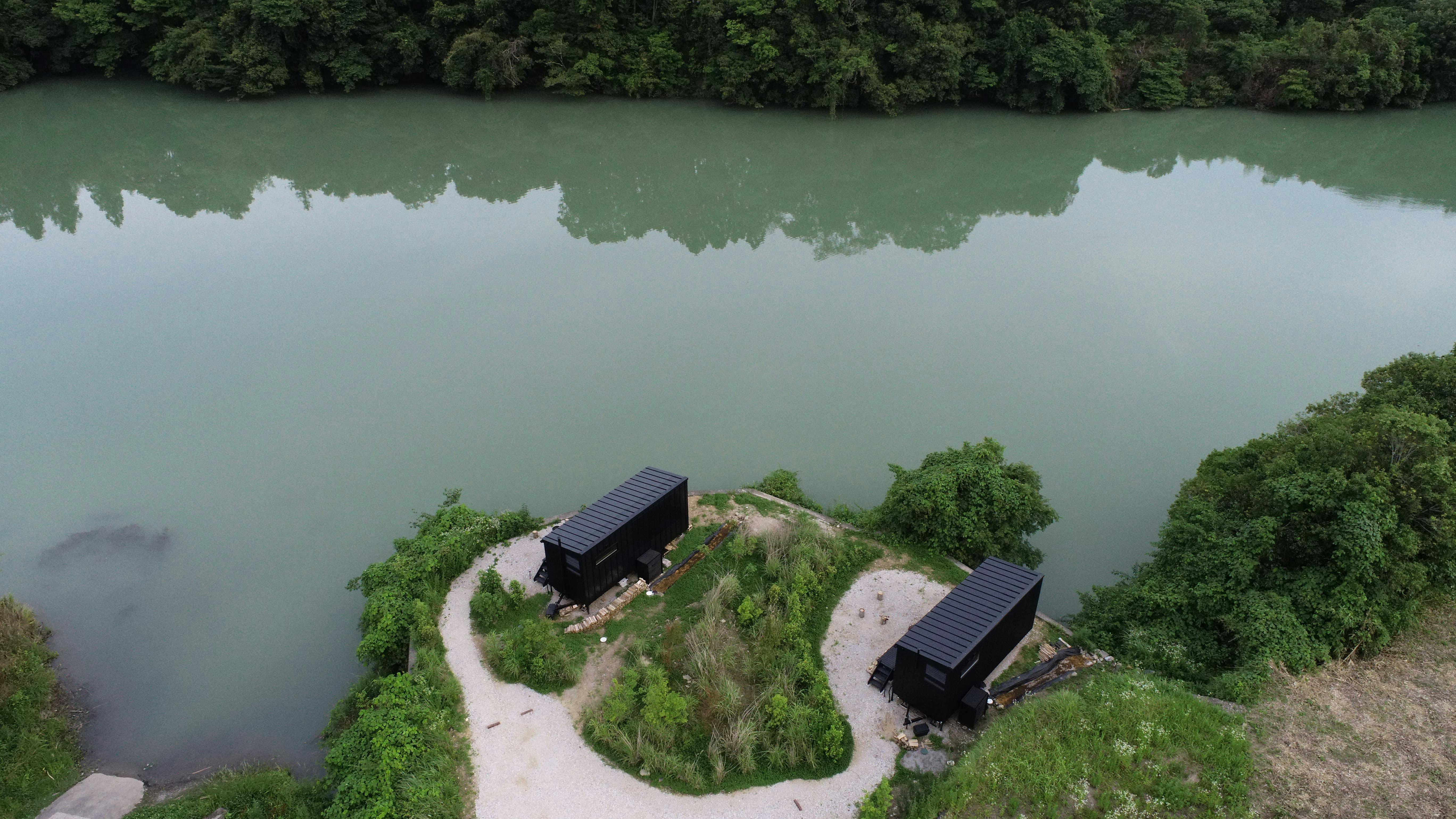 リバーサイドCABIN