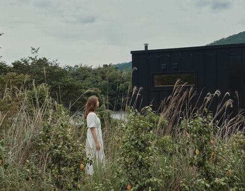 自然に溶け込むCABIN