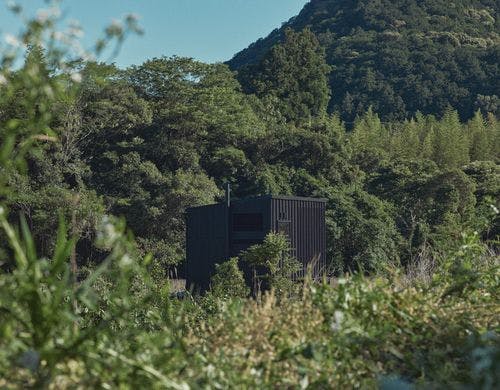 自然に溶け込むデザイナーズCABIN