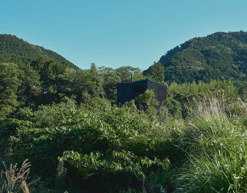 自然に溶け込むデザイナーズCABIN