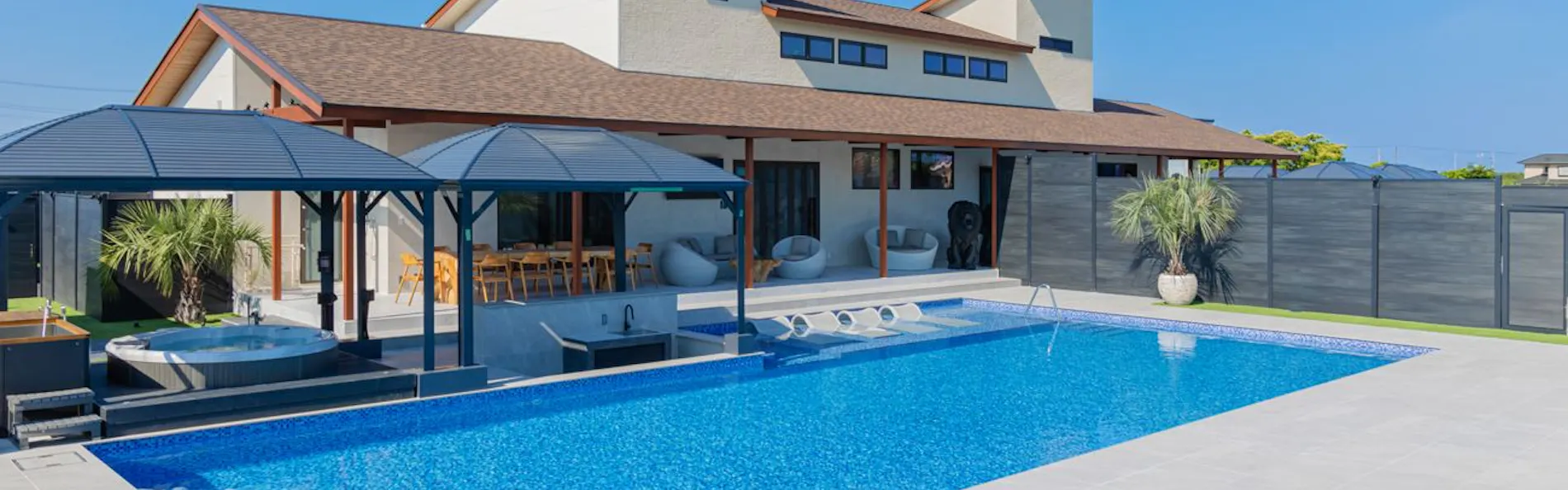moe resort