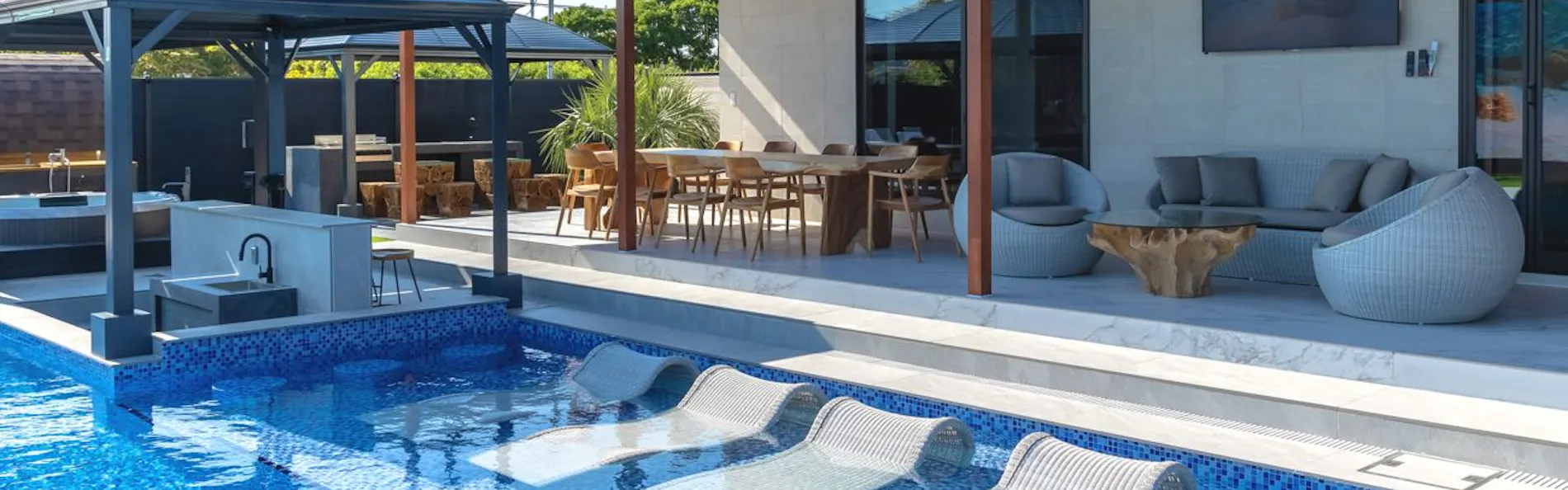 moe resort