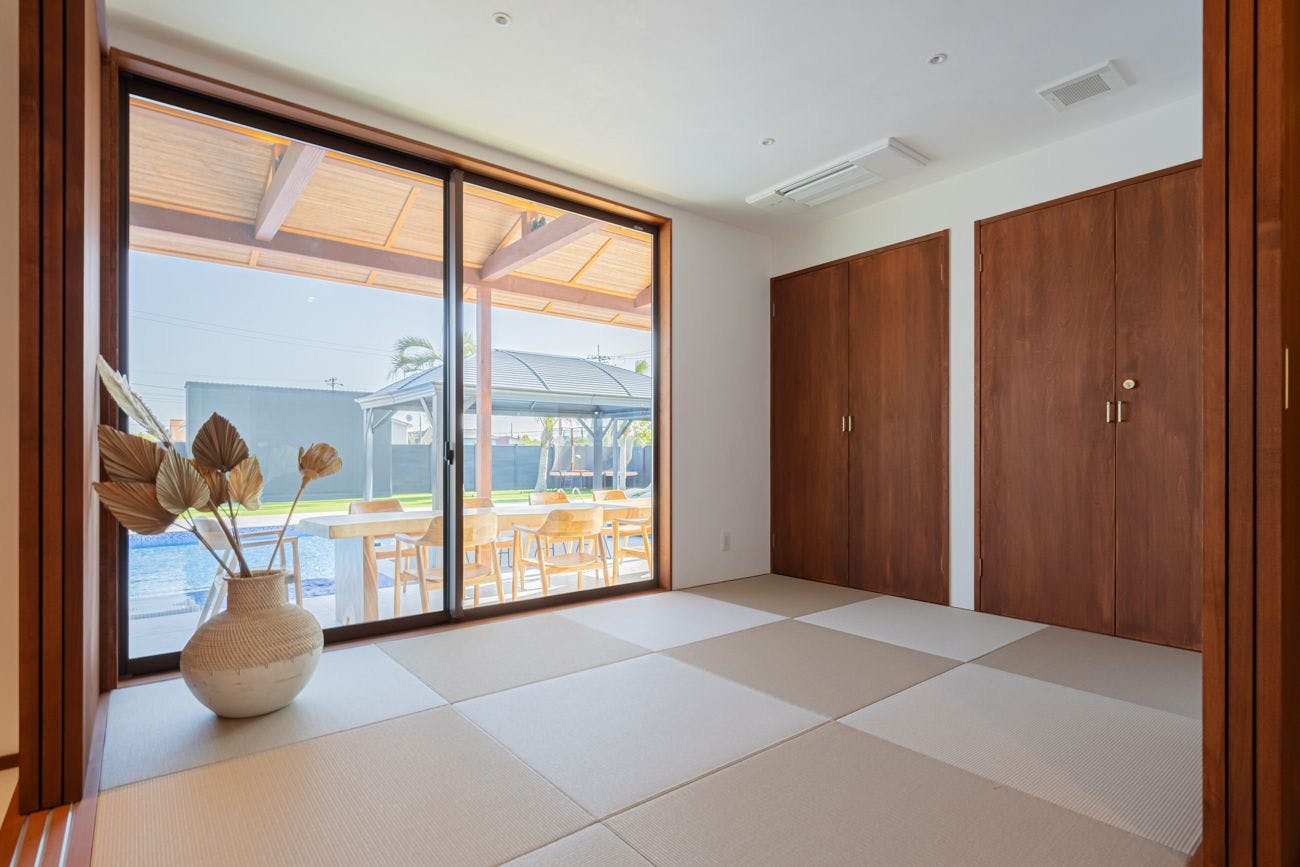 moe resort