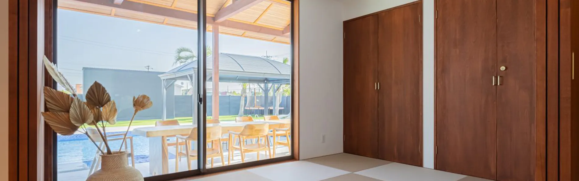 moe resort