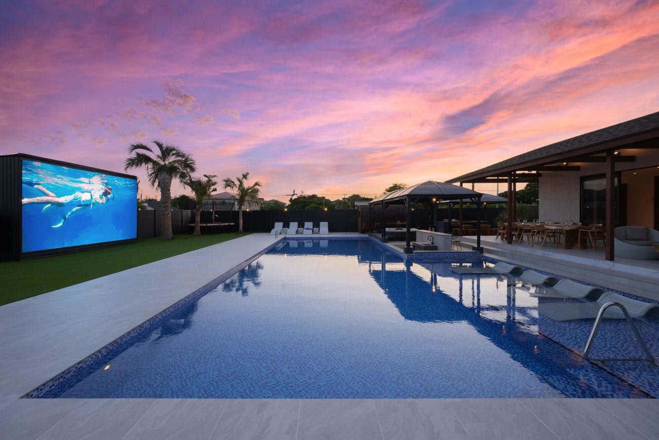 moe resort