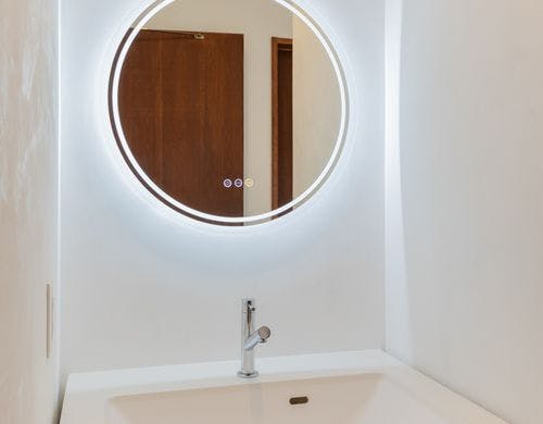 洗面所は、2か所ご用意しております。