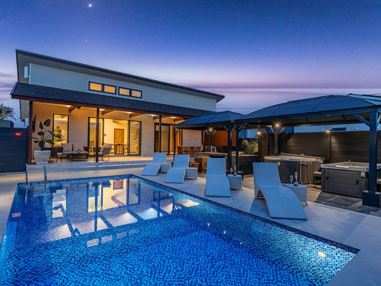 moe resort