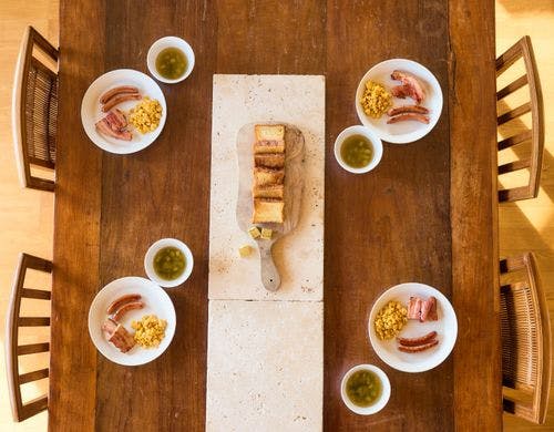 朝食（BBQ & MORNING PLAN）