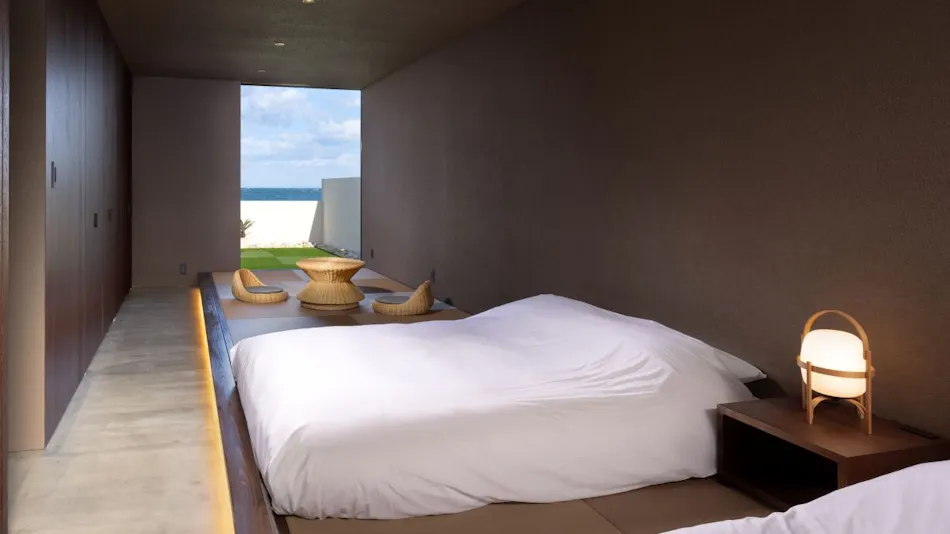PERROS VILLA AWAJI