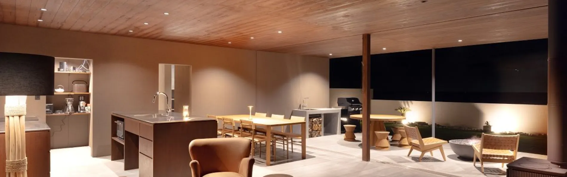 PERROS VILLA AWAJI