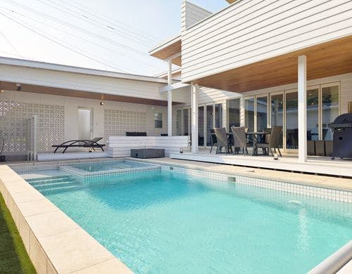 プライベートプール