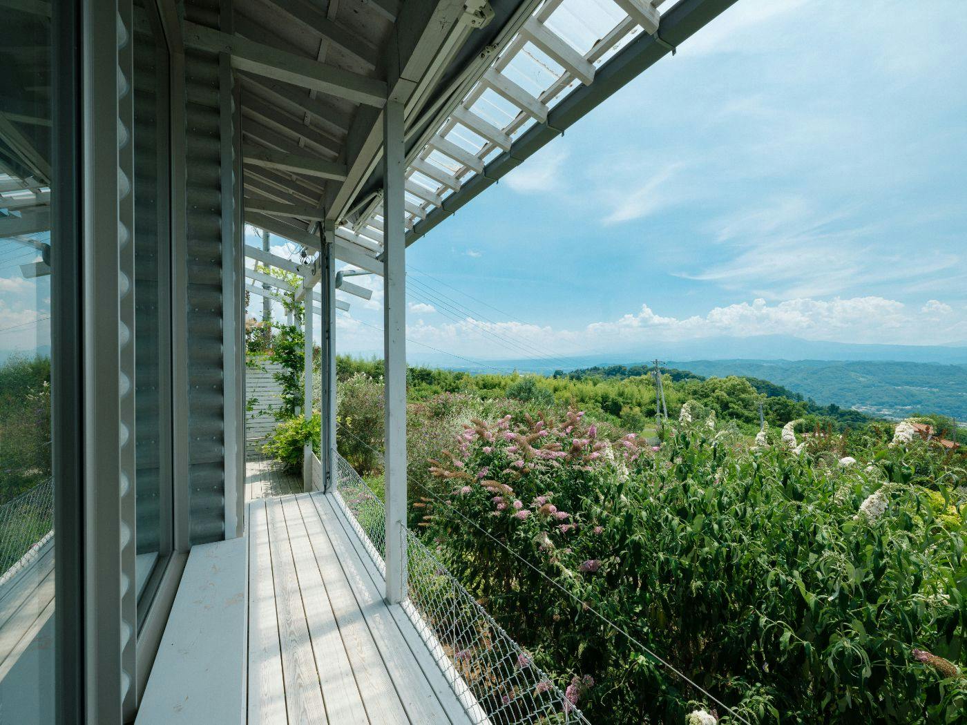ASNOVA RESORT / 空の家ガーデン