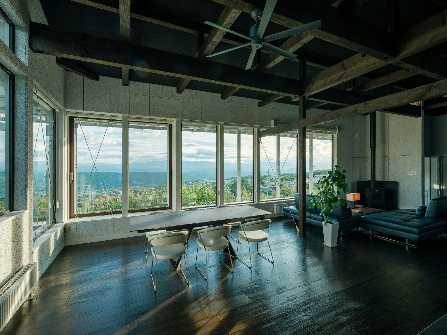 ASNOVA RESORT / 空の家ガーデン