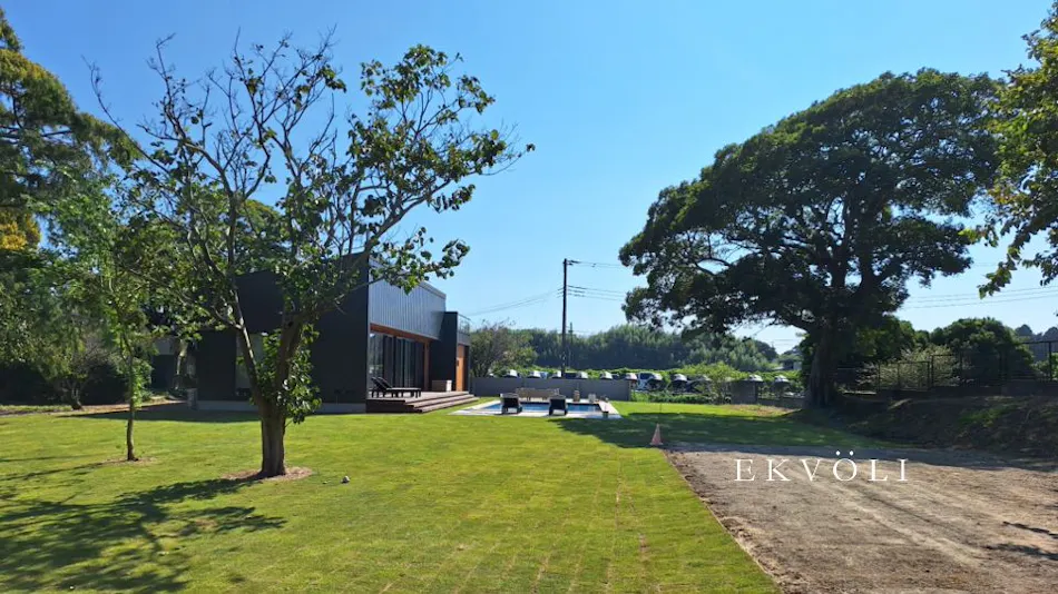 EKVOLI MARINA VILLA, Isumi Garden