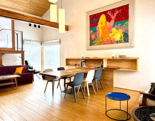 リビングとカウチ