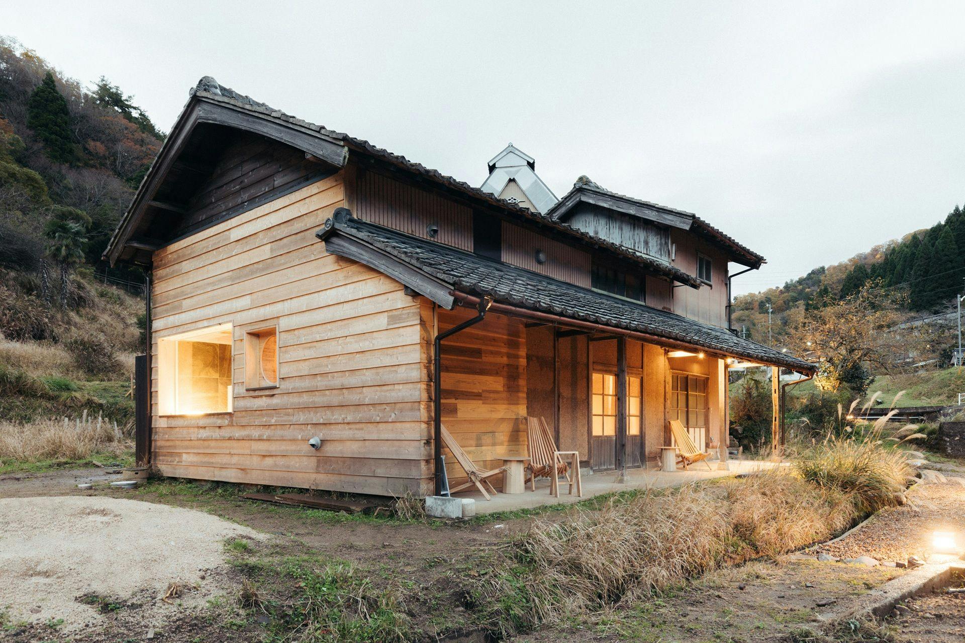 野間野