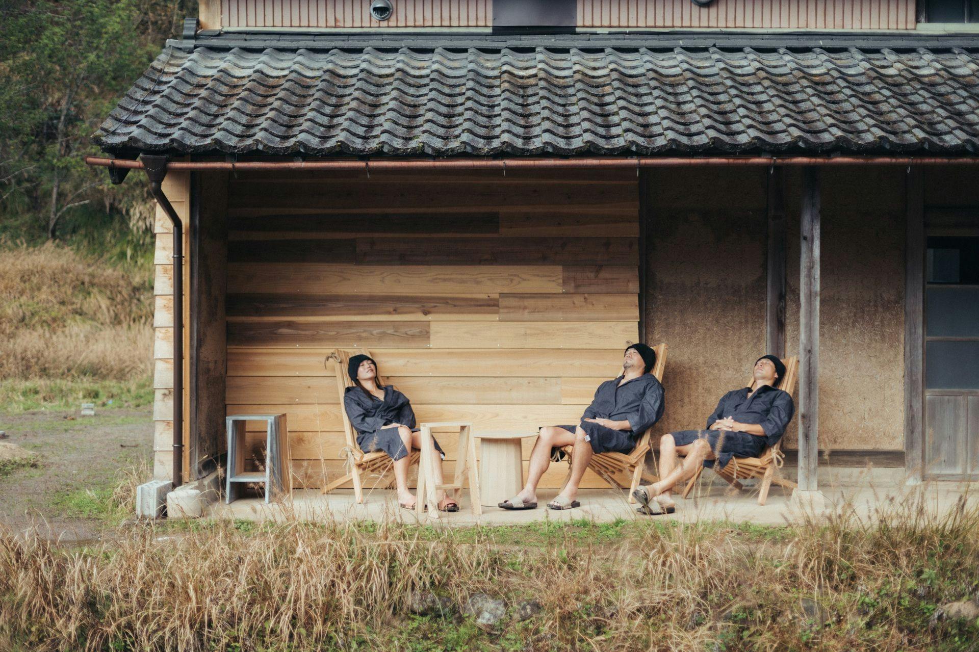 野間野