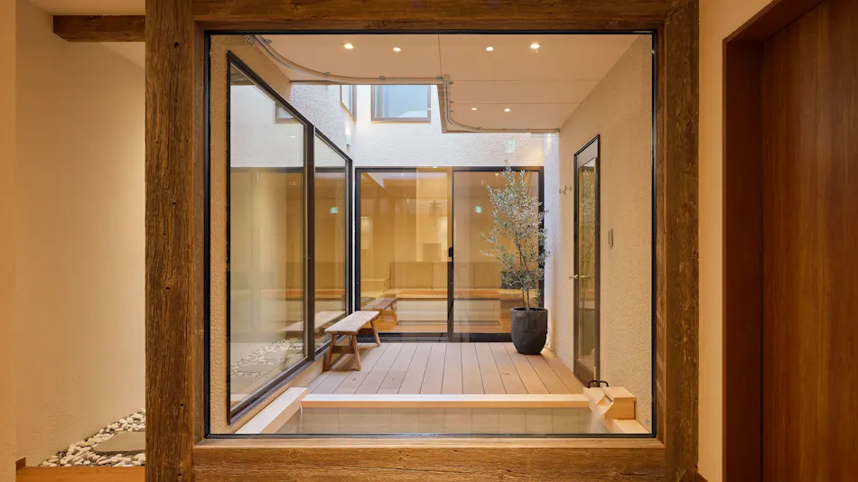 OKADOYA Osaka Kishinosato-tamade “Sky Window SPA”