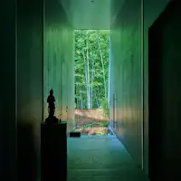 현관 홀, 노천탕