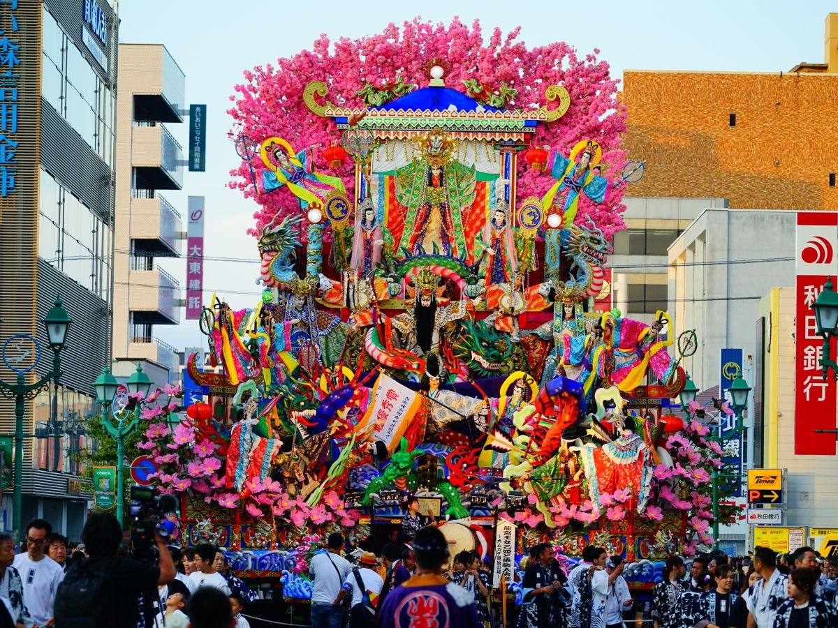 เทศกาลฮะชิโนะเฮะ ซันชะ ไทไซ - ขบวนพาเหรดกลางวัน