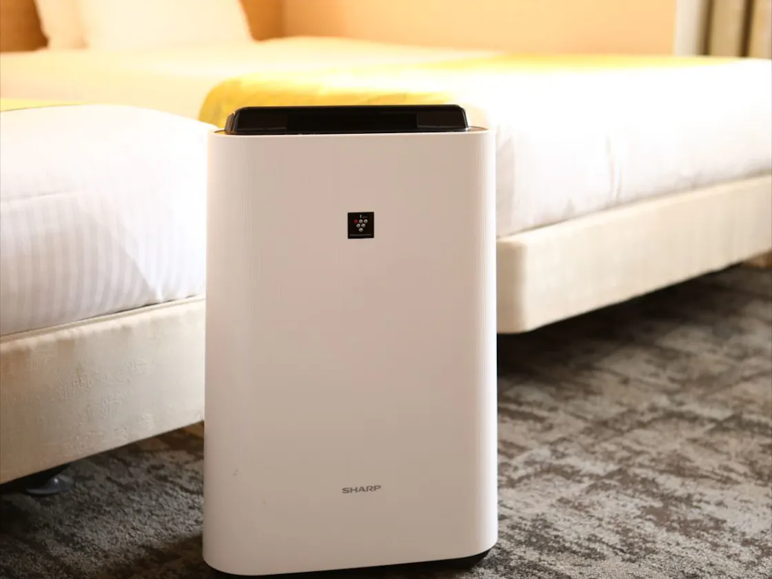 เครื่องฟอกอากาศพร้อมฟังก์ชันเพิ่มความชื้นติดตั้งในทุกห้อง