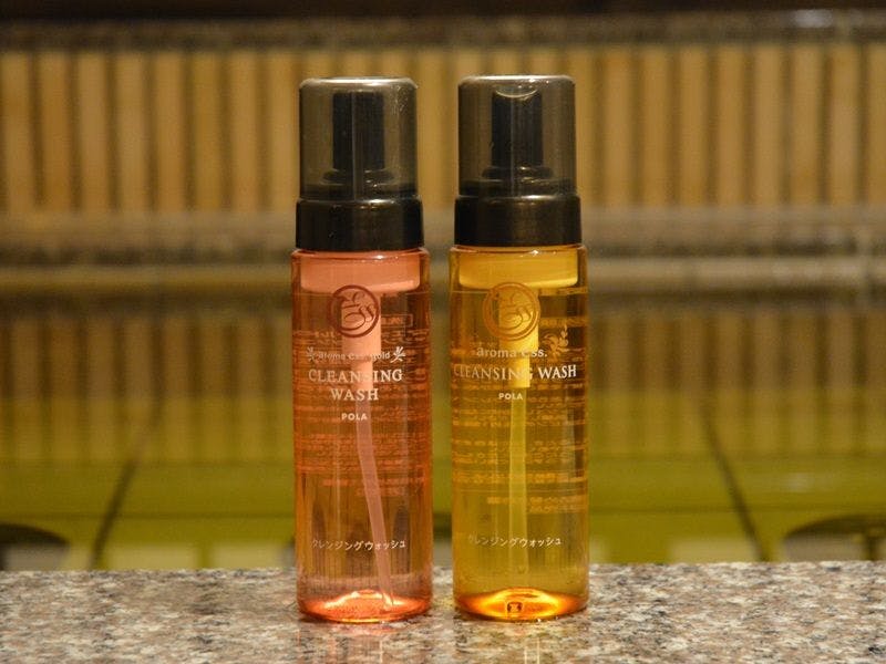 Pemandian wanita - Pembersih makeup