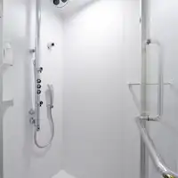 Shower multifungsi (Modern setiap Kamar)