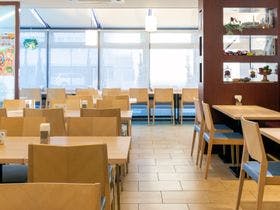 ホテル ザ グランコート津西 （HOTEL THE GRAND COURT TSUNISHI）