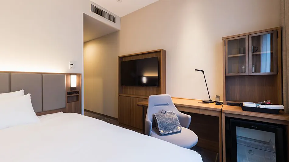 JR-East Hotel Mets Mejiro