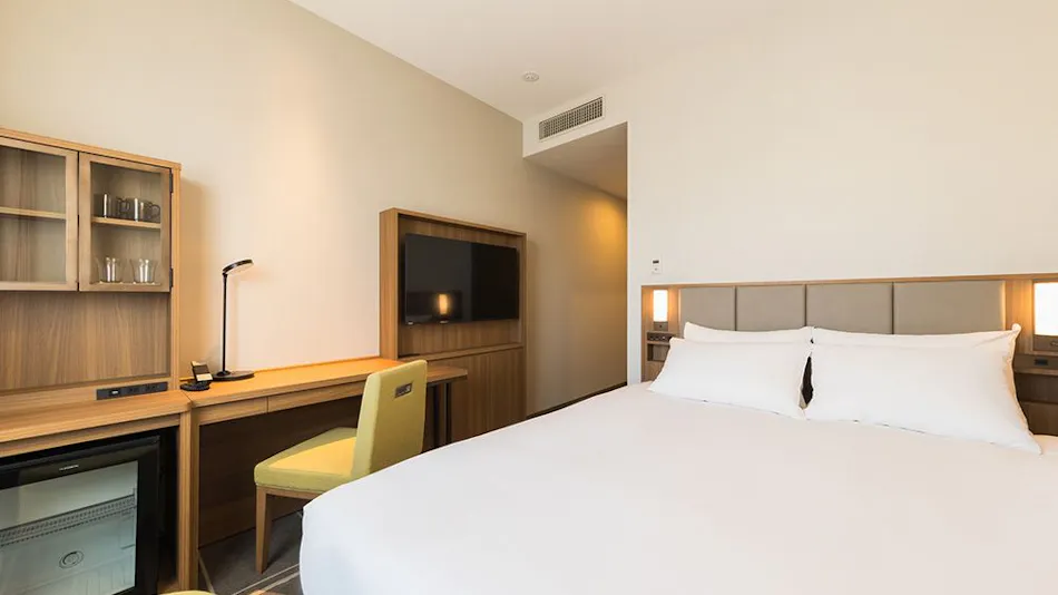 JR-East Hotel Mets Mejiro