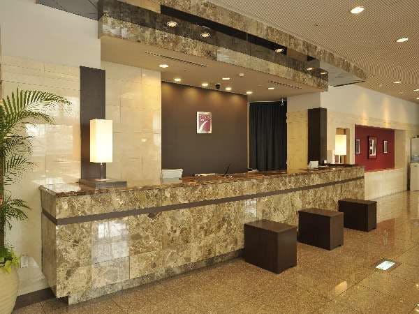 フロントカウンター