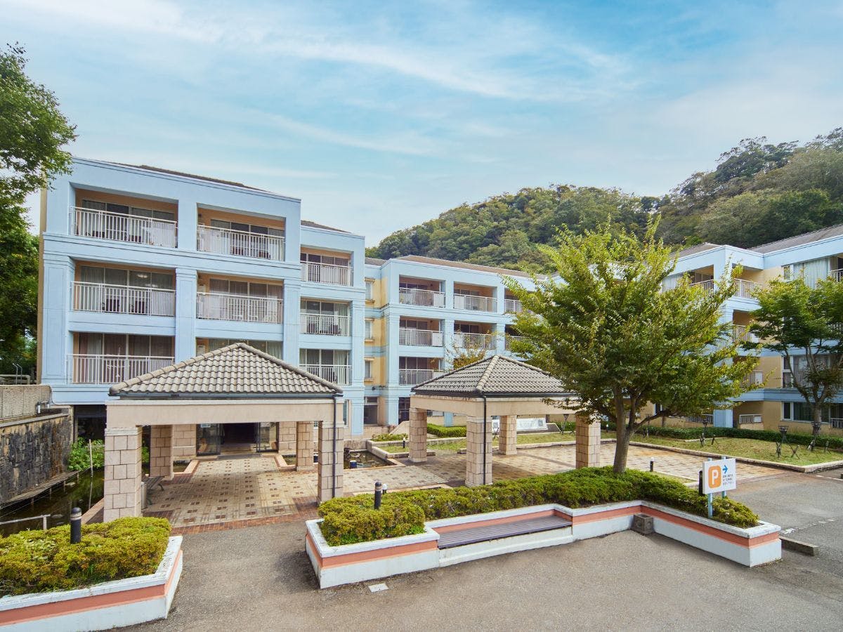 ยินดีต้อนรับสู่เรเซนนิต คิโนซากิ