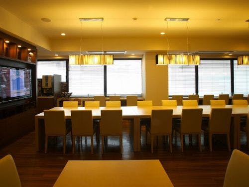 ラウンジコーナー