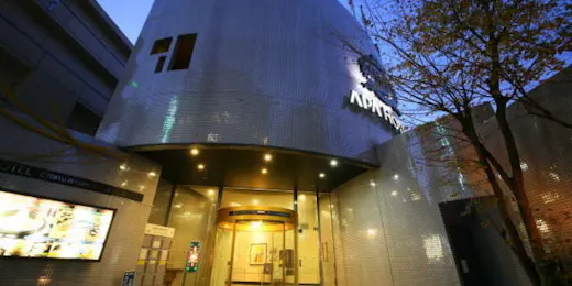 アパホテル〈東京板橋駅前〉