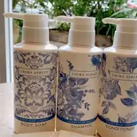 Laura Ashley 洗发水和护发素