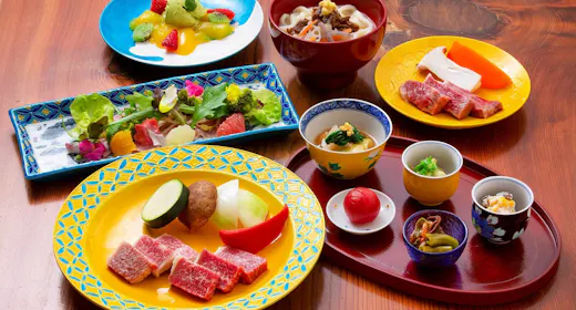 【肉料理】京町家「鴨川たかし」の完熟近江牛のおまかせ懐石料理 ~2食付~