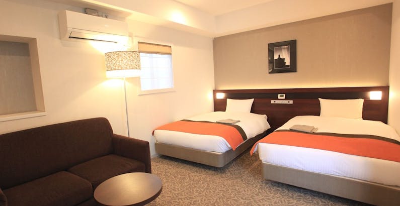 プレミアムツイン 禁煙 シャワーブース トレインビュー アーバンホテルスタンダードプラン 宿泊のみ プラン アーバンホテル京都二条プレミアム 一休 Comビジネス