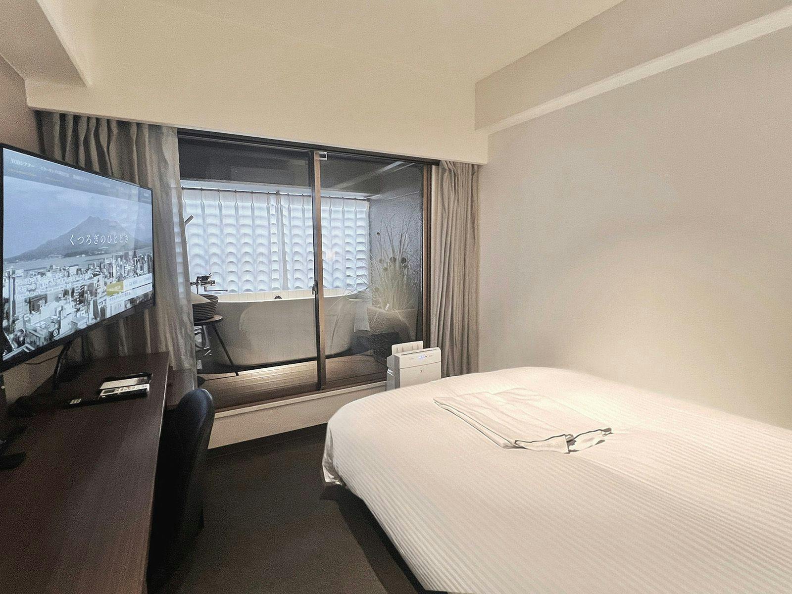 バステラスセミダブル半露天風呂付