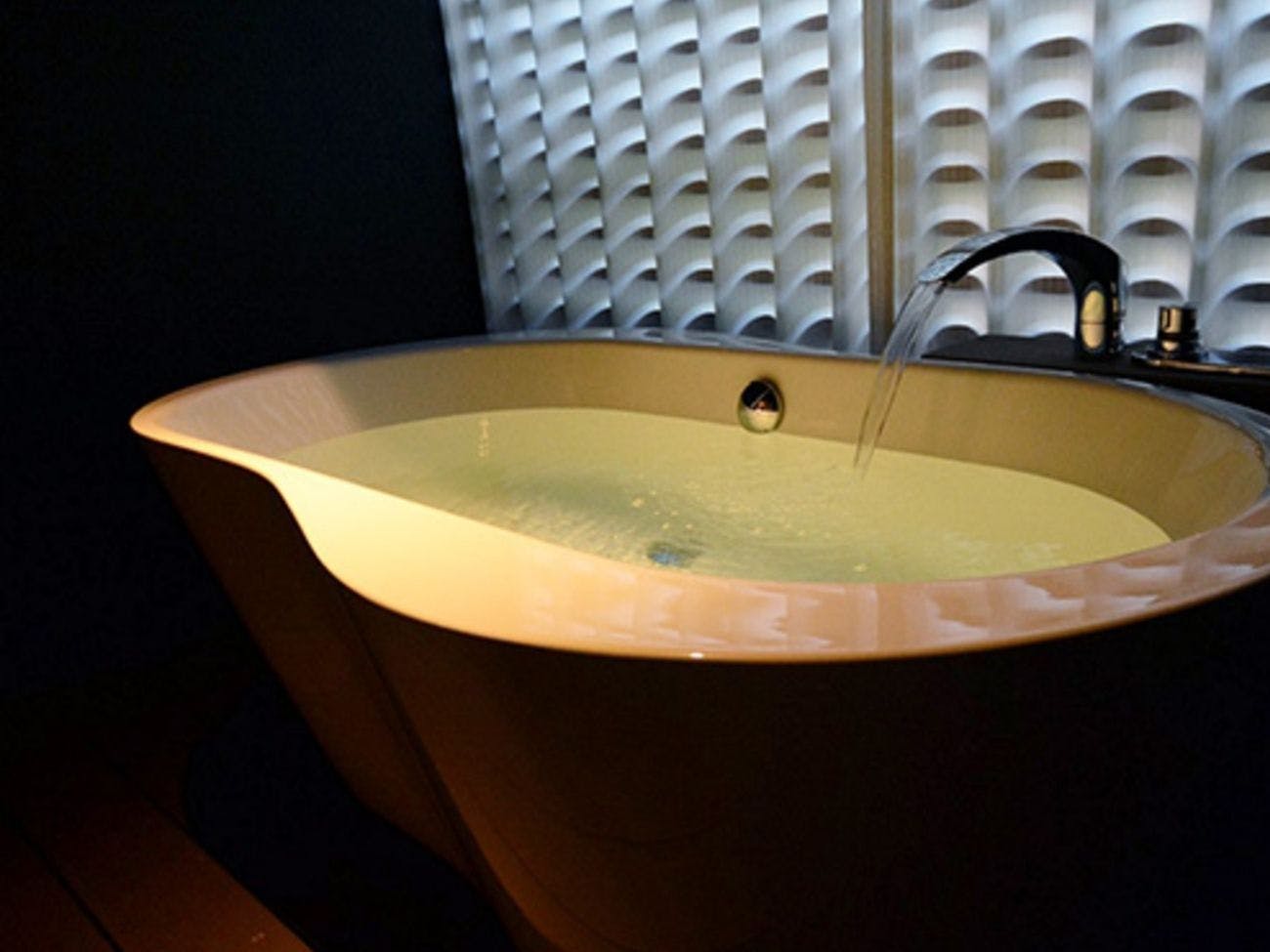 バステラスの半露天風呂