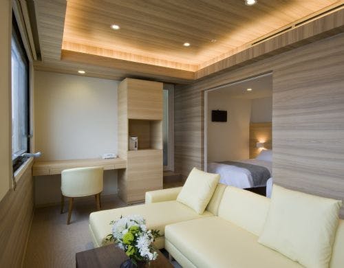 プレミアムツイン「墨」リビングルーム