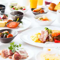 60種類以上のメニューが並ぶ朝食ブッフェ