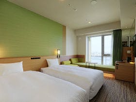 THE SINGULARI HOTEL&SKYSPA