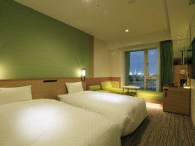 THE SINGULARI HOTEL&SKYSPA