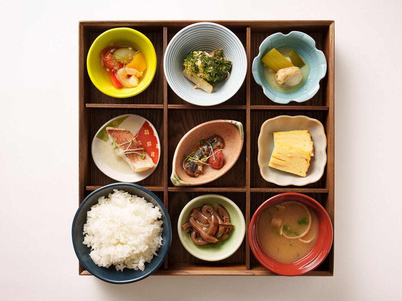 朝食【彩り小鉢のビュッフェ】